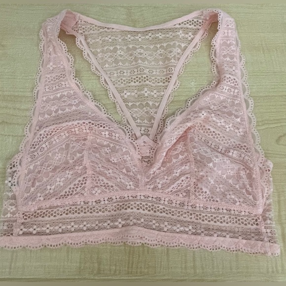 Victoria’s Secret Bralette Pink Floral Lace Pull On Stretch Sexy Summer; size M - Picture 1 of 4